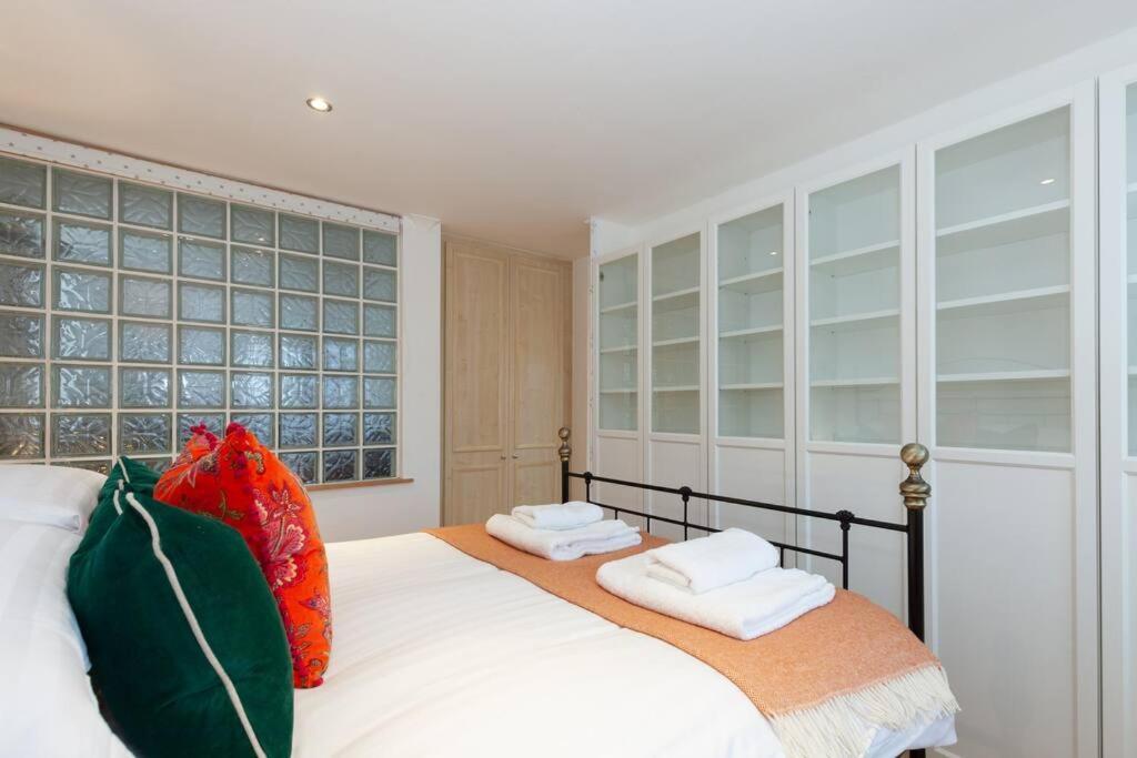 Apartment In The Heart Of The City Centre, Live Like A Local 옥스퍼드 외부 사진