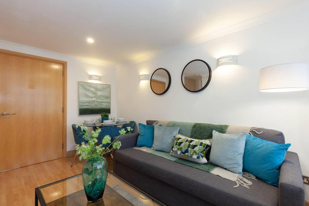 Apartment In The Heart Of The City Centre, Live Like A Local 옥스퍼드 외부 사진