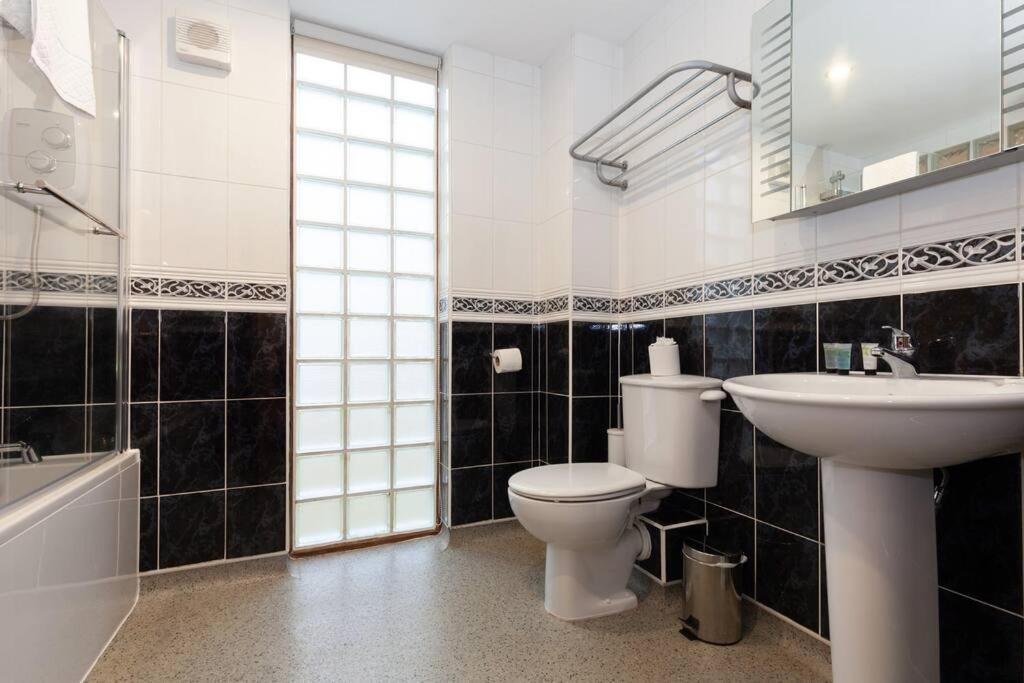 Apartment In The Heart Of The City Centre, Live Like A Local 옥스퍼드 외부 사진